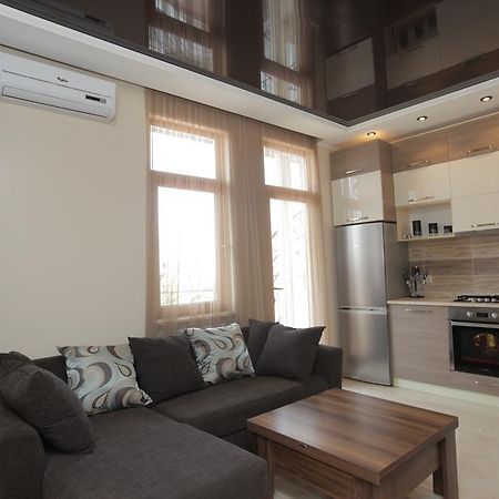Apartment With Summer Terrace 바투미 객실 사진