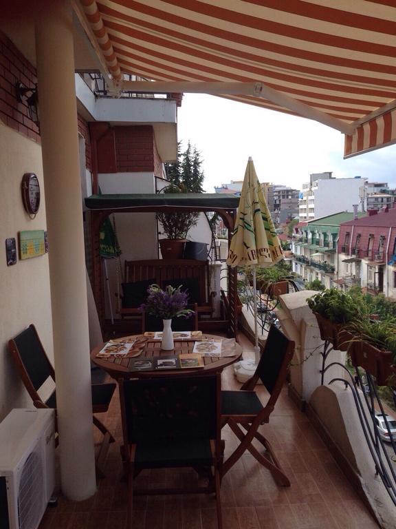Apartment With Summer Terrace 바투미 객실 사진