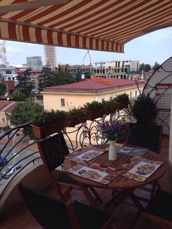 Apartment With Summer Terrace 바투미 객실 사진