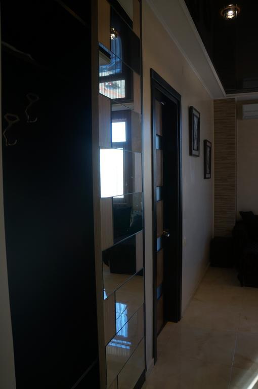 Apartment With Summer Terrace 바투미 객실 사진